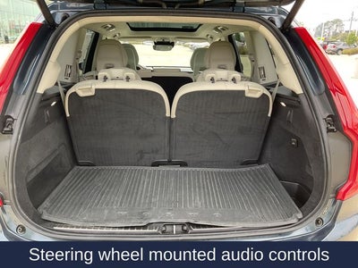 2018 Volvo XC90 T6 Momentum