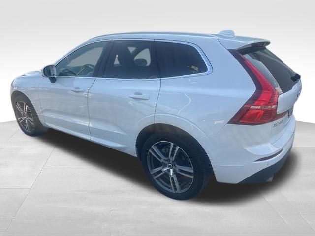 2021 Volvo XC60 T6 Momentum