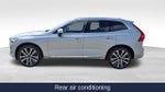 2023 Volvo XC60 B5 Ultimate Bright Theme