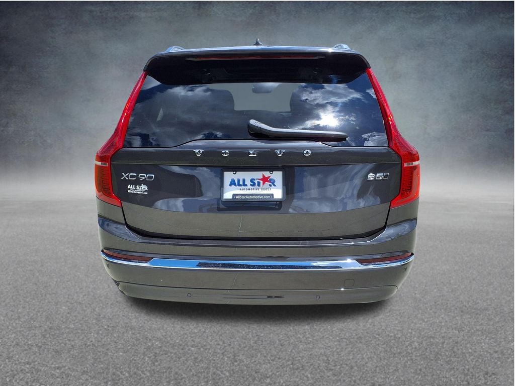 2024 Volvo XC90 B5 Plus