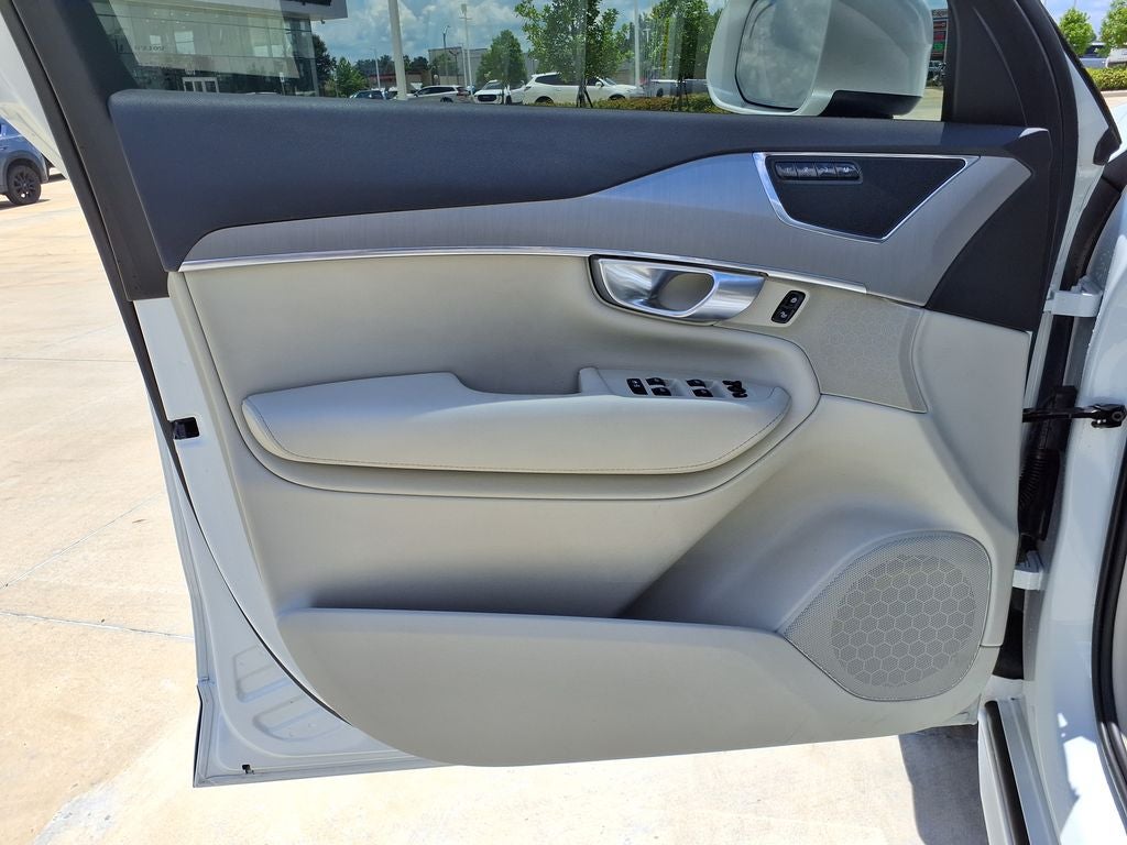 2023 Volvo XC90 B5 Core