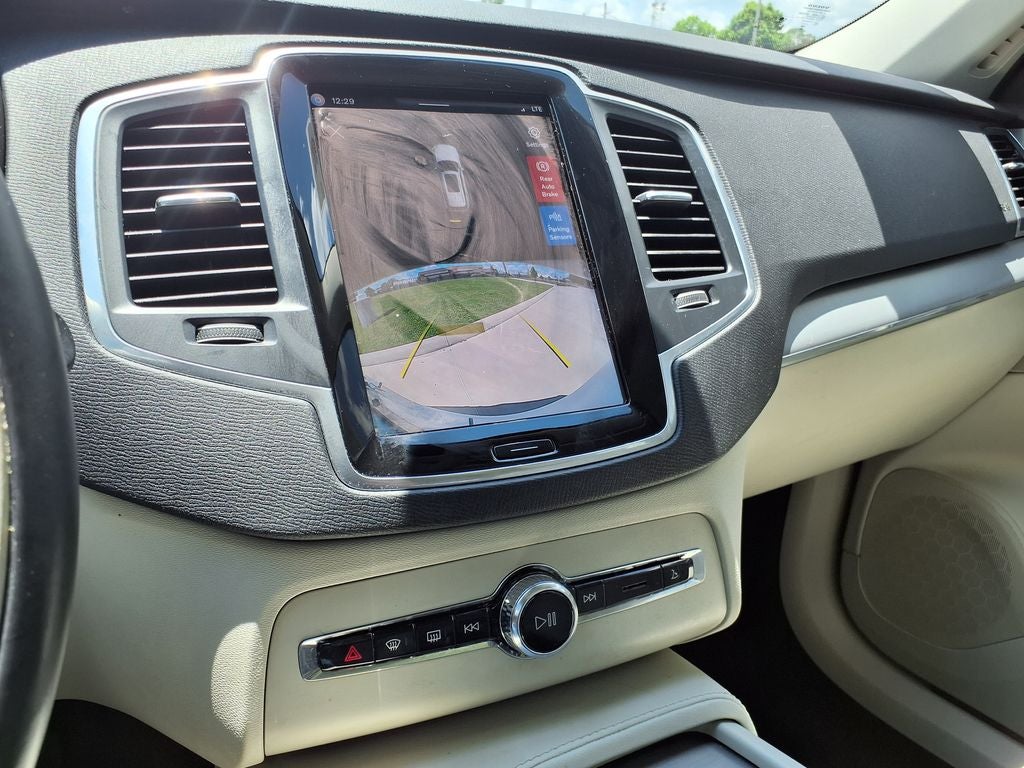 2023 Volvo XC90 B5 Core