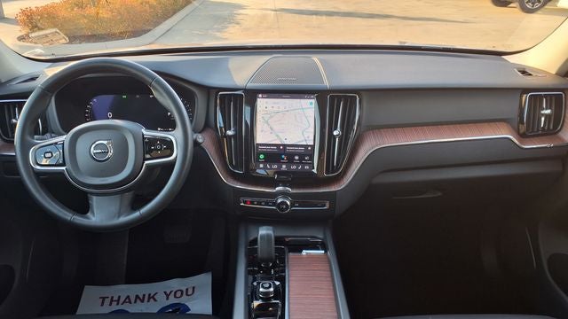 2024 Volvo XC60 B5 Plus Dark Theme