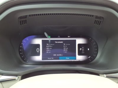 2022 Volvo XC60 B5 Inscription