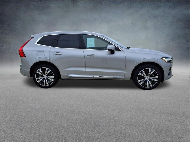 2022 Volvo XC60 B5 Inscription