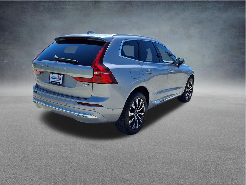 2023 Volvo XC60 B5 Plus Bright Theme