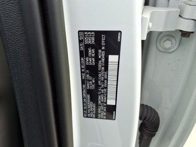 2023 Volvo XC40 B5 Plus Bright Theme