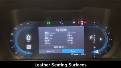 2023 Volvo XC40 B5 Plus Bright Theme