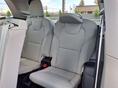2025 Volvo XC90 B5 Core