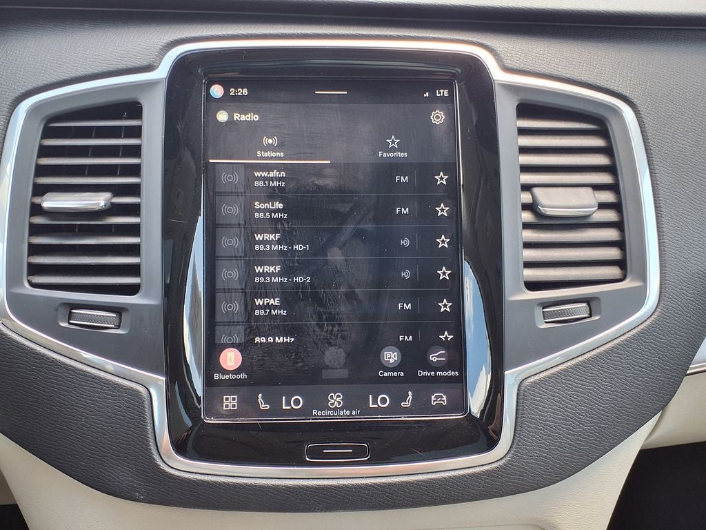 2025 Volvo XC90 B5 Core