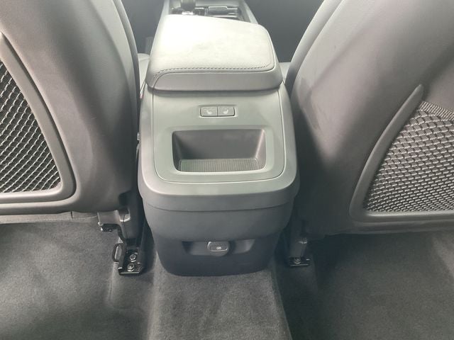 2025 Volvo XC60 B5 Core