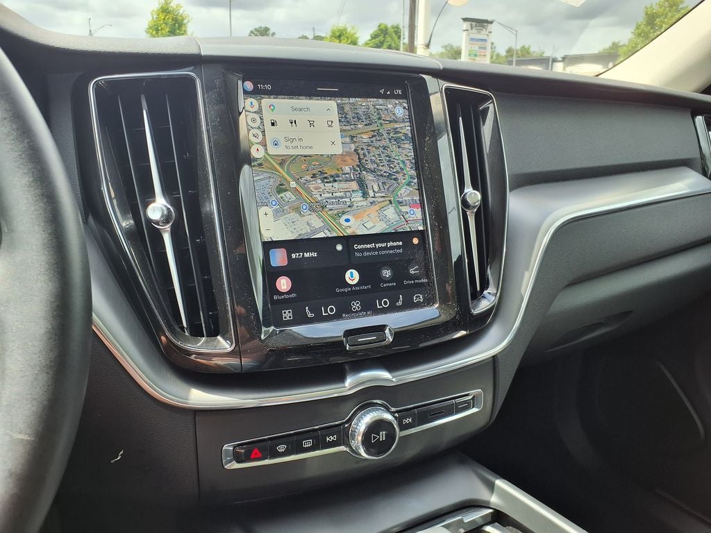 2025 Volvo XC60 B5 Core