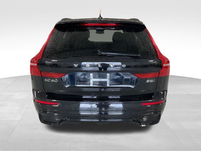 2025 Volvo XC60 B5 Core
