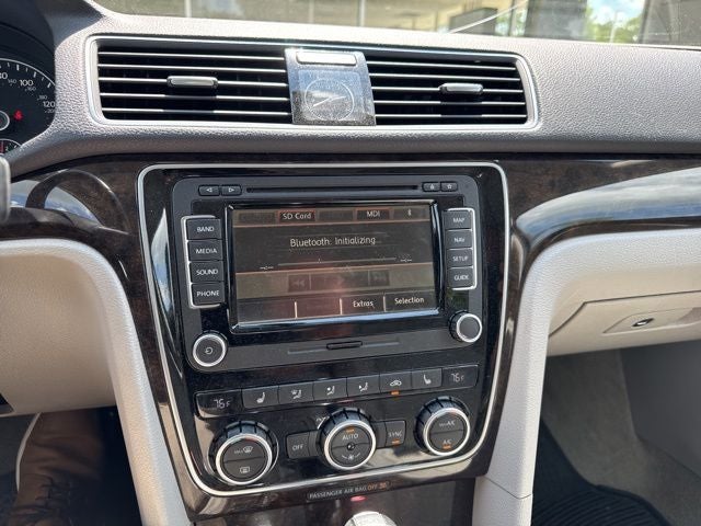 2015 Volkswagen Passat TDI SEL Premium