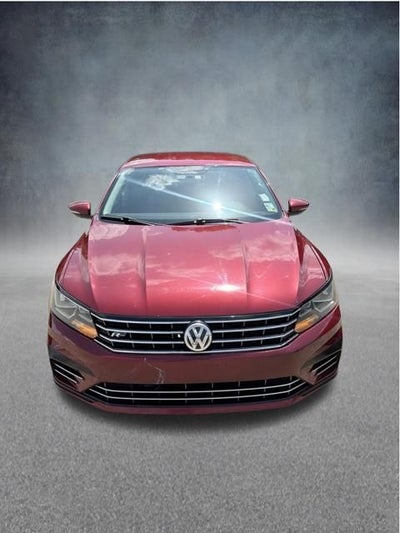 2017 Volkswagen Passat 1.8T R-Line