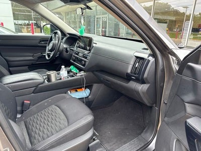 2023 Nissan Pathfinder S