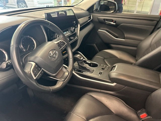 2024 Toyota Highlander XLE