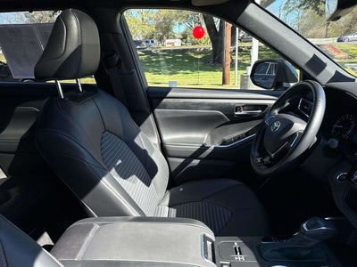 2021 Toyota Highlander XSE