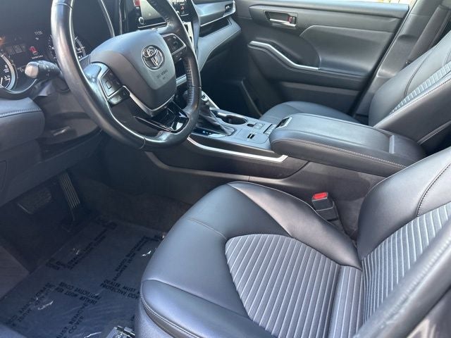 2021 Toyota Highlander XSE