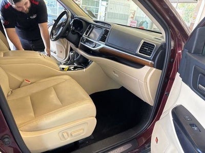 2019 Toyota Highlander Limited Platinum