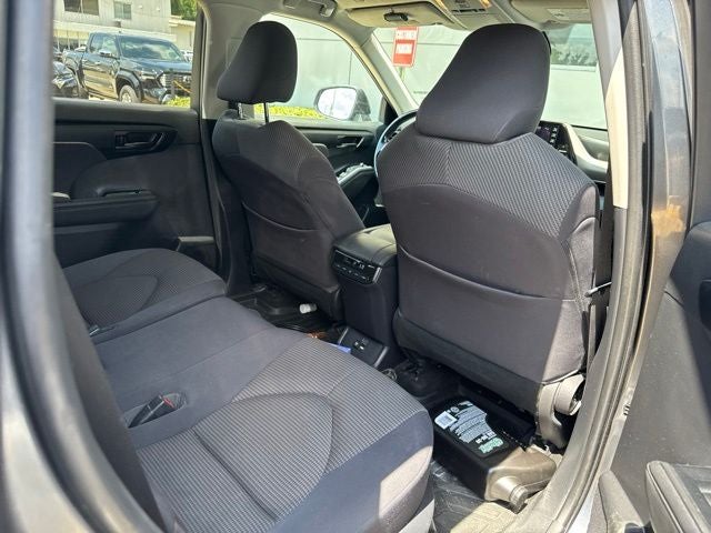 2020 Toyota Highlander L
