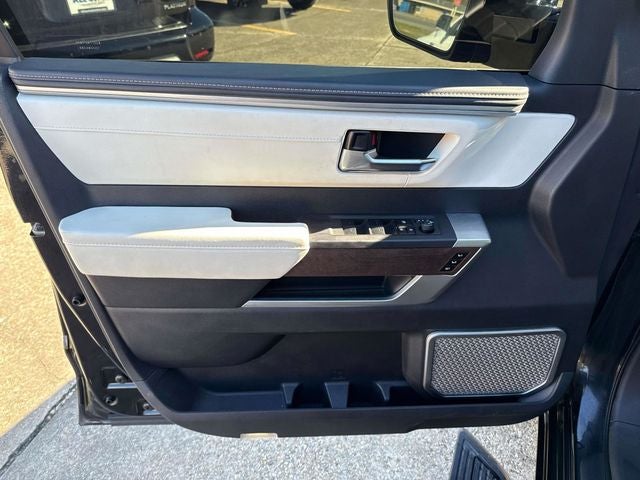 2023 Toyota Tundra Hybrid Capstone