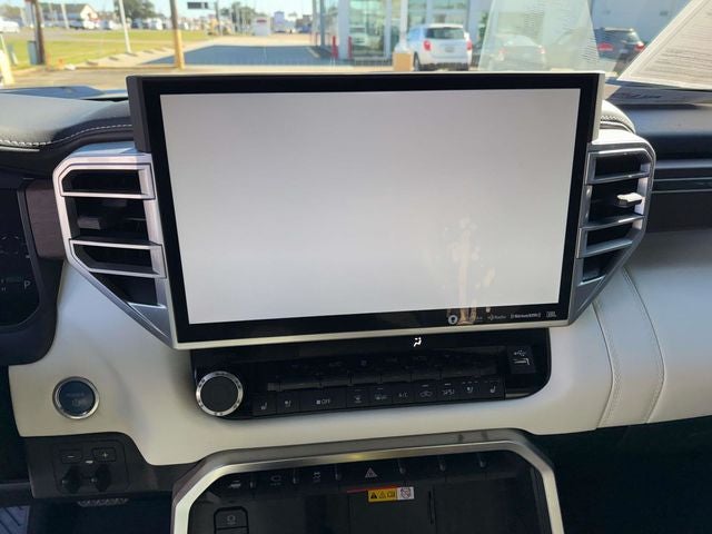 2023 Toyota Tundra Hybrid Capstone