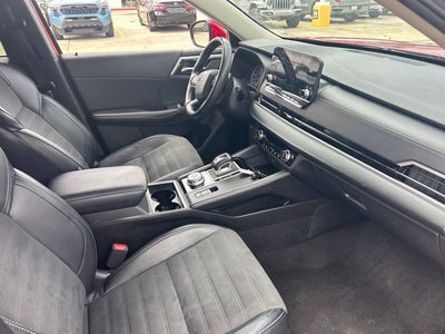 2024 Mitsubishi Outlander SE