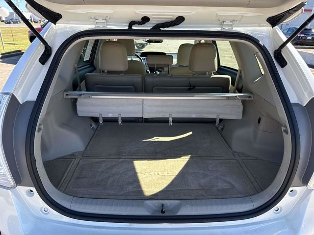 2014 Toyota Prius v Five