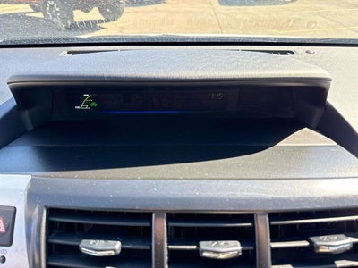 2014 Toyota Prius v Five