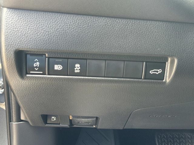 2022 Toyota Venza LE