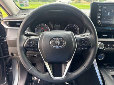 2022 Toyota Venza LE