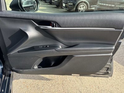 2019 Toyota Camry SE