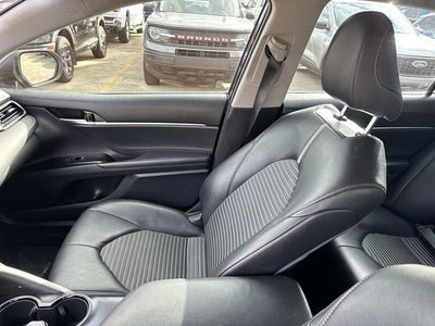 2019 Toyota Camry SE